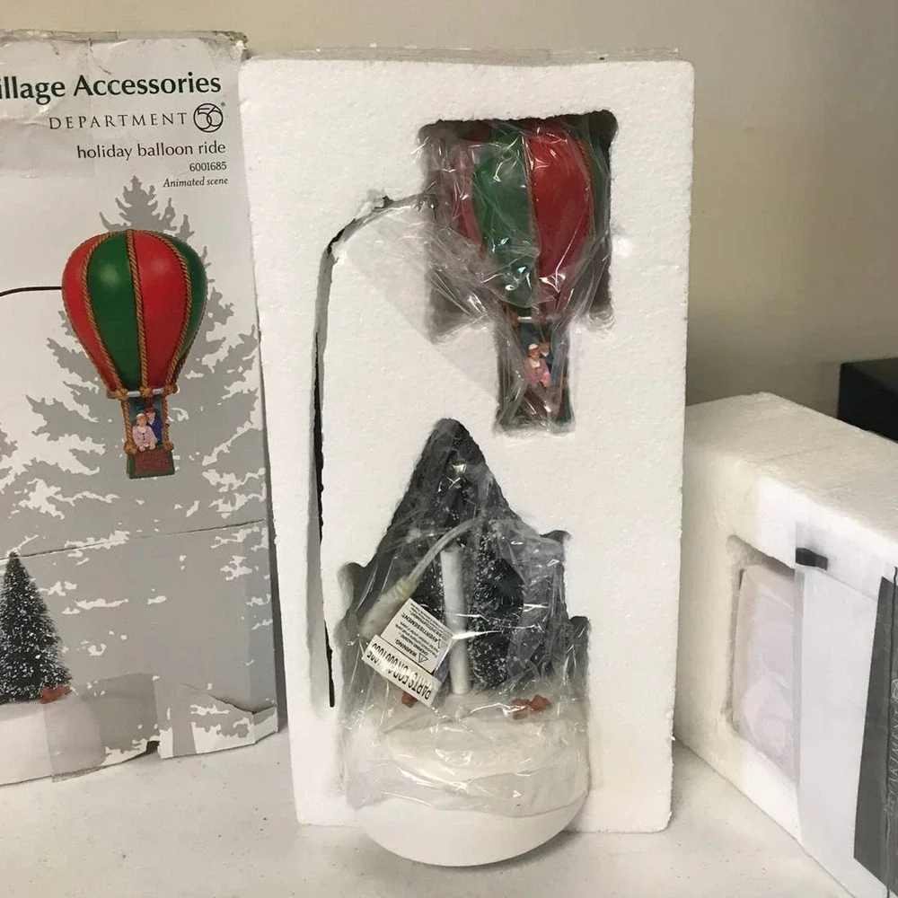 Department 56 Village Accessories Holiday Balloon Ride